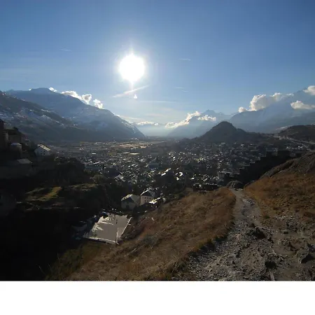 Le Cocon Du Catogne Proche Martigny Verbier - Netflix - *